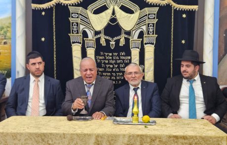 המונים בפתיחת 'עונת הבקשות' בצפת עם יחיאל נהרי