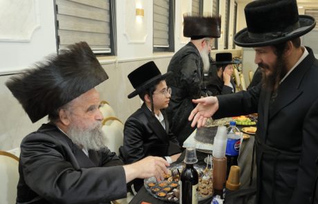 שמחת הבר מצוה לנין מרן בעל מעדני השלחן זצ"ל