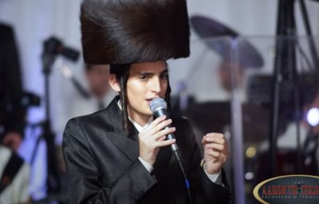 מוטי שטיינמץ בפרוייקט מרגש ומרטיט לקראת הימים הנוראים, מחרוזת שירי תפילה והתעוררות שתכניס אותנו לאוירת הימים הנוראים